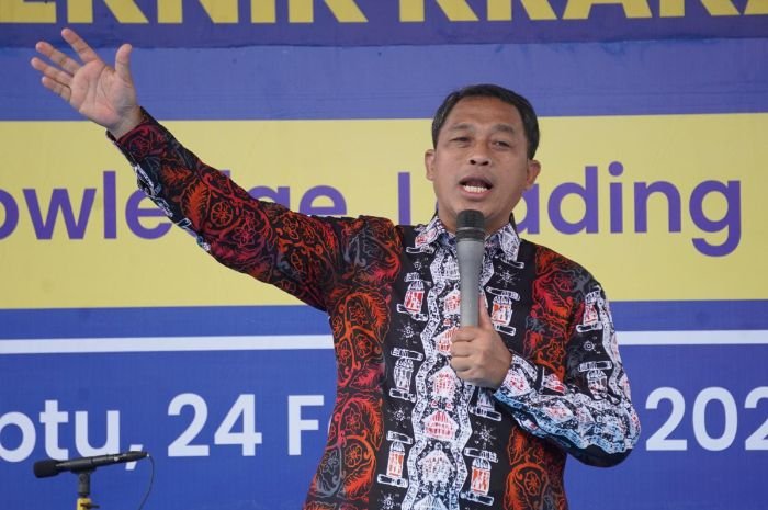 TERKUAK! Alasan Sanuji Pentamarta Tinggalkan Cilegon untuk Bertarung di Pilkada Lebak 3 TERKUAK! Alasan Sanuji Pentamarta Tinggalkan Cilegon untuk Bertarung di Pilkada Lebak