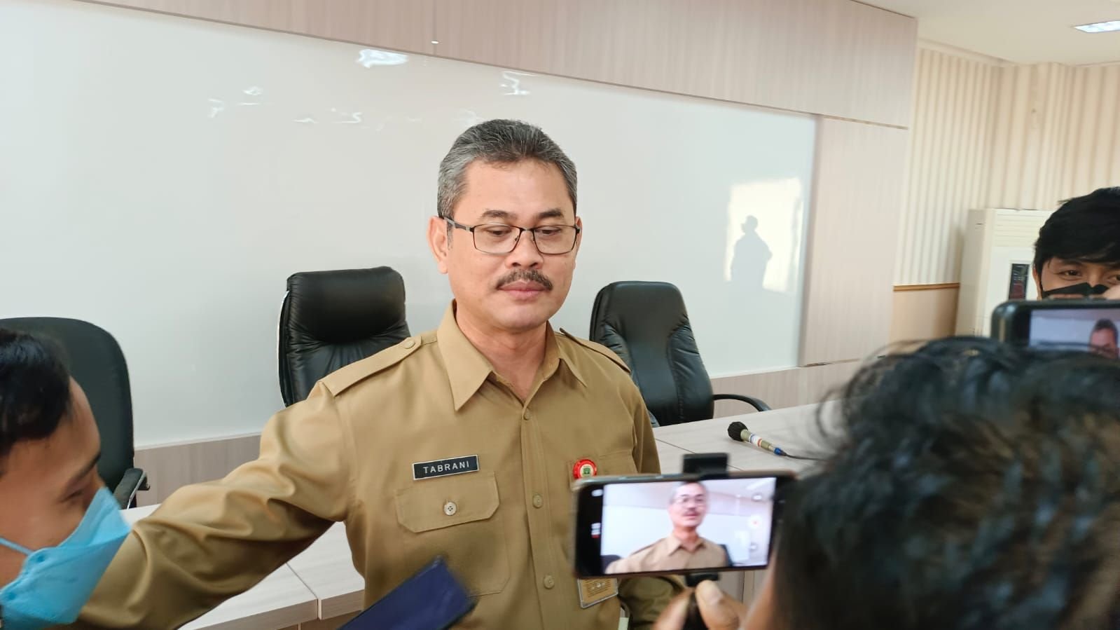 Dindikbud Banten akan Kaji Pakaian Adat yang Digunakan untuk Seragam Sekolah