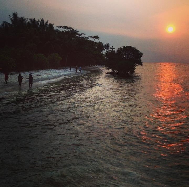 4 Destinasi Wisata di Banten yang Romantis, Cocok Dikunjungi Bareng Pasangan 3 4 Destinasi Wisata di Banten yang Romantis, Cocok Dikunjungi Bareng Pasangan