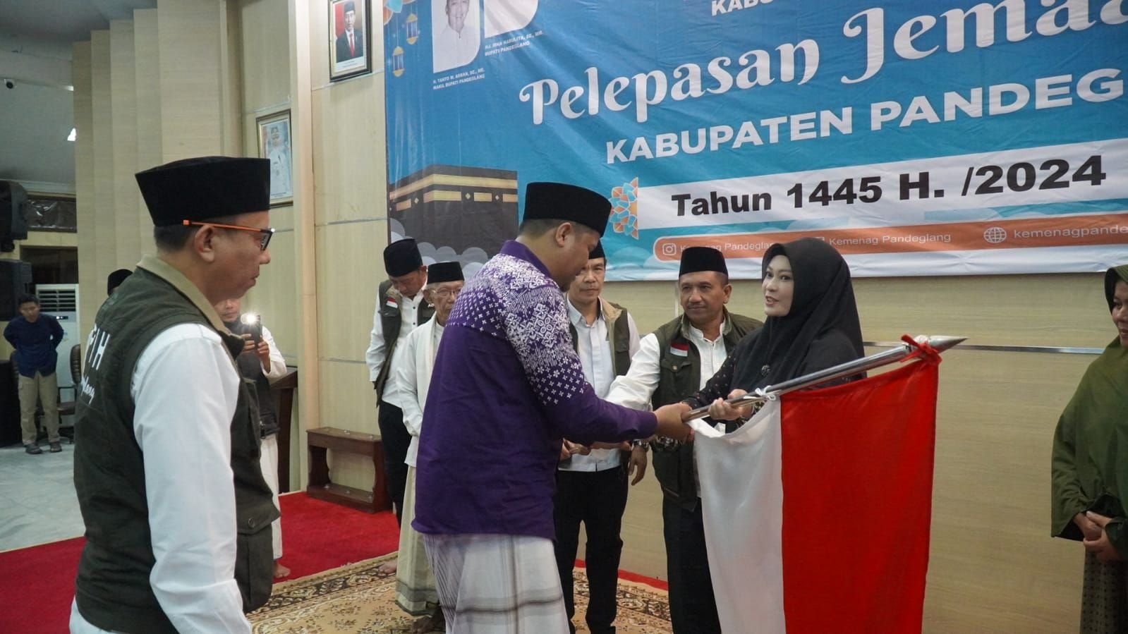 Irna Narulita Lepas Jemaah Haji dari Pandeglang hingga Lampung untuk Kloter 62
