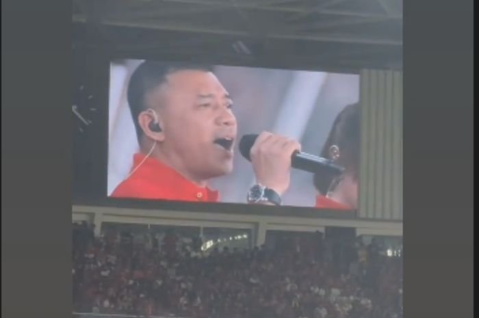 Instagram Anang Hermansyah Diserang Warganet, Usai Dinilai Merusak Momen Sakral Pertandingan Indonesia vs Filipina 1 Instagram Anang Hermansyah Diserang Warganet, Usai Dinilai Merusak Momen Sakral Pertandingan Indonesia vs Filipina