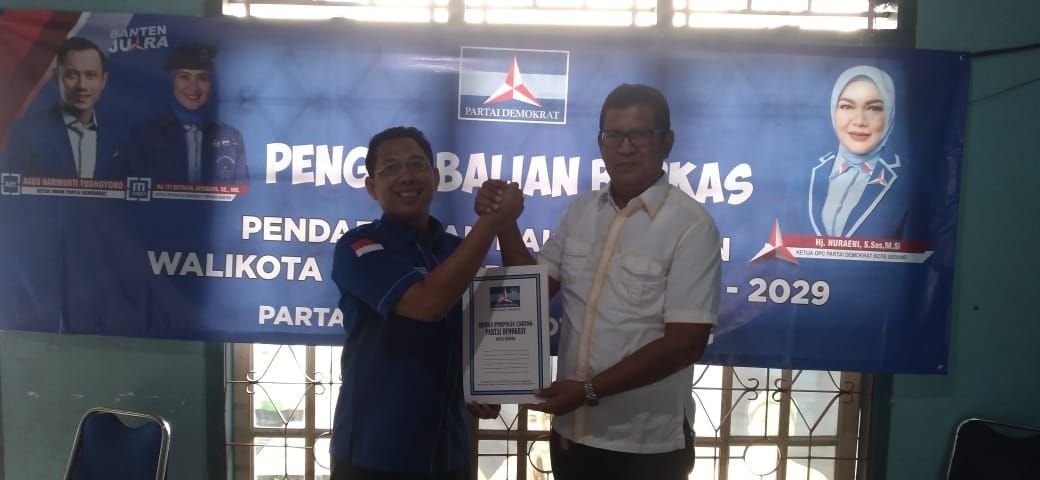 Ratu Ria Maryana Melamar Balon Walikota Serang di Demokrat