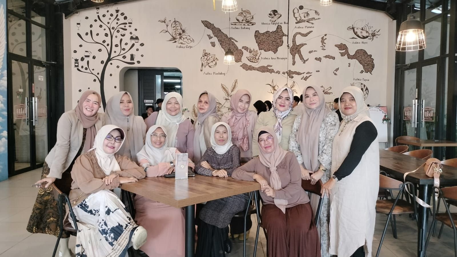 Buruan Daftar The Ladies Pandeglang Gelar Lomba Pop Singer, Hadiah Jutaan Rupiah 4 Buruan Daftar The Ladies Pandeglang Gelar Lomba Pop Singer, Hadiah Jutaan Rupiah