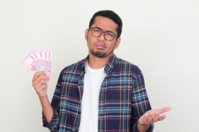 Punya Pendapatan Rp3,3 Juta Per Bulan di Banten Termasuk Kategori Penduduk Miskin 3 Punya Pendapatan Rp3,3 Juta Per Bulan di Banten Termasuk Kategori Penduduk Miskin