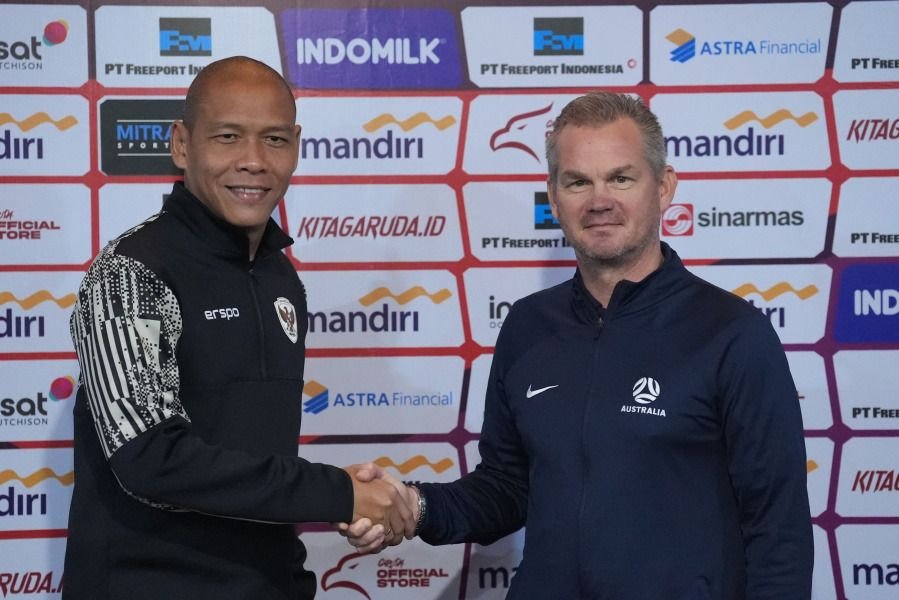 Jelang Semifinal Asean Cup U 16, Nova Arianto Manfaatkan Matthew Baker Untuk Analisa kekuatan Australia