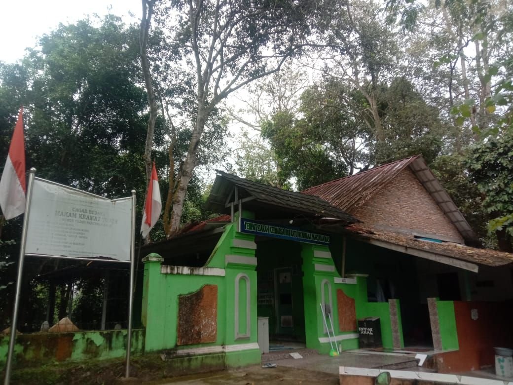Makam Kramat Sumur Tujuh Diyakini Sembuhkan Penyakit Non Medis