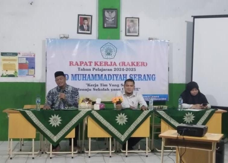Ketua PCM Serang Berikan Pesan Penting dalam Raker SD Muhammadiyah Kota Serang 1 Ketua PCM Serang Berikan Pesan Penting dalam Raker SD Muhammadiyah Kota Serang