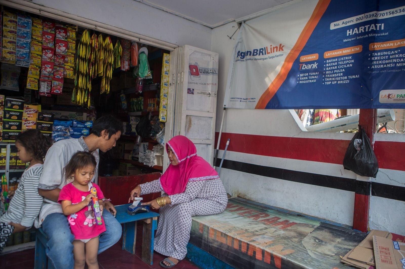 Jadi AgenBRILink, Wanita Hebat ini Terus Berinovasi Bawa Manfaat ke Masyarakat Sekitar