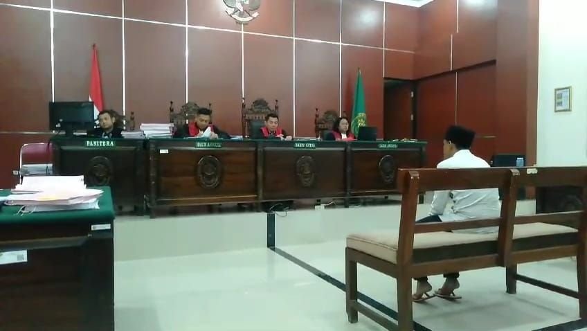 Perantara Jual Beli Cula Badak, Yogi Purwadi Divonis 4,5 Tahun Penjara