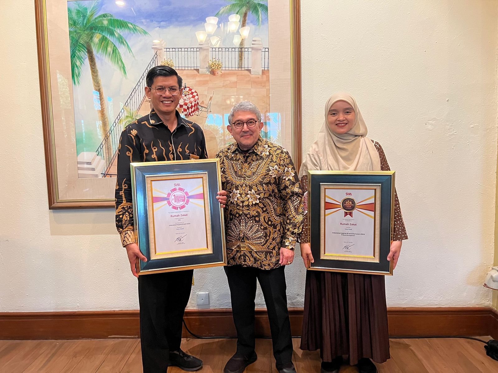 Tahun 2024, Rumah Zakat Dapatkan 2 Penghargaan Indonesia Original Brand 2 Tahun 2024, Rumah Zakat Dapatkan 2 Penghargaan Indonesia Original Brand