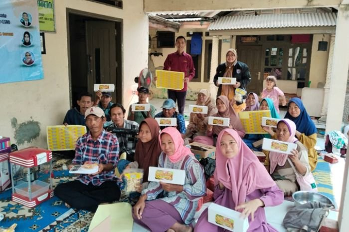 Pengabdian Kepada Masyarakat, Uniba dan Yayasan BKS Berdayakan Disabilitas di Desa Beberan