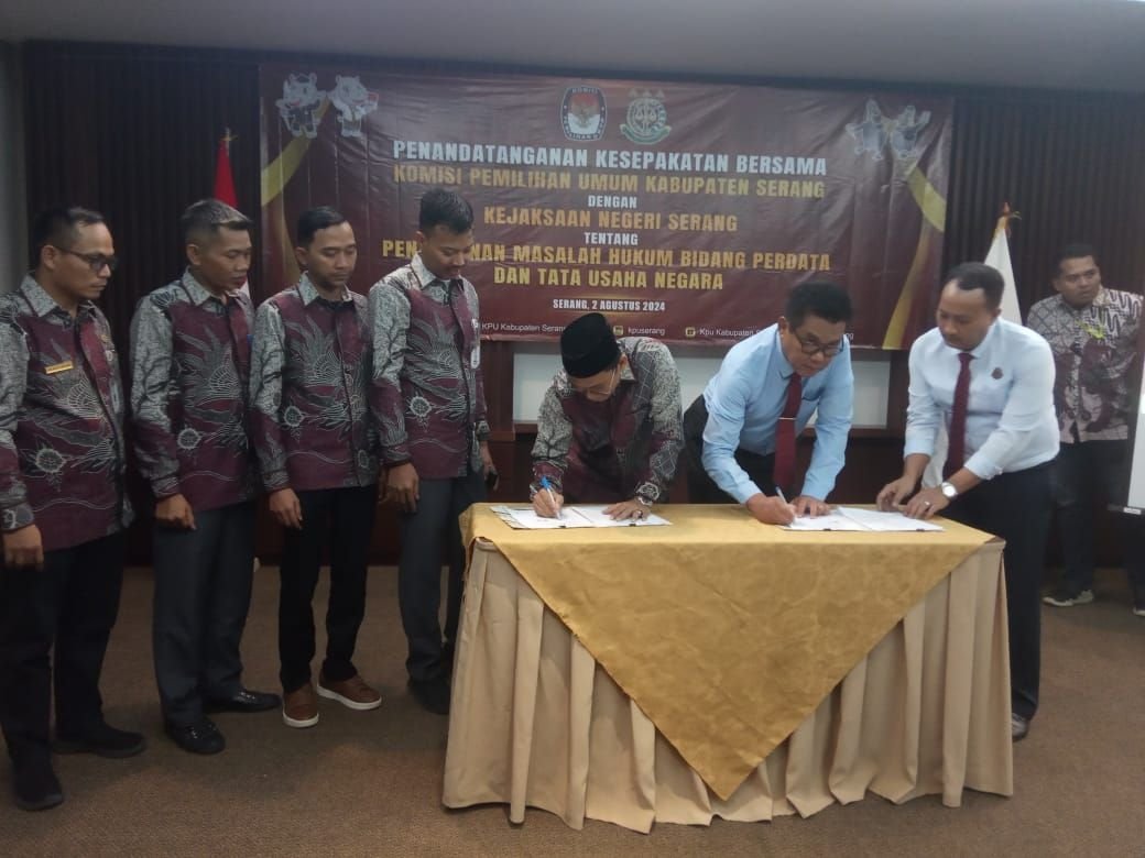 Lakukan Kerjasama, Kejari Serang Siap Kawal KPU di Pilkada 2024 3 Lakukan Kerjasama, Kejari Serang Siap Kawal KPU di Pilkada 2024
