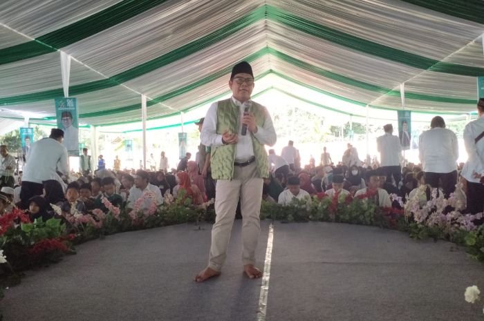Kunjungi Banten, Ketum PKB Muhaimin Iskandar Berselawat Bersama 4.444 Anak Yatim 5 Kunjungi Banten, Ketum PKB Muhaimin Iskandar Berselawat Bersama 4.444 Anak Yatim