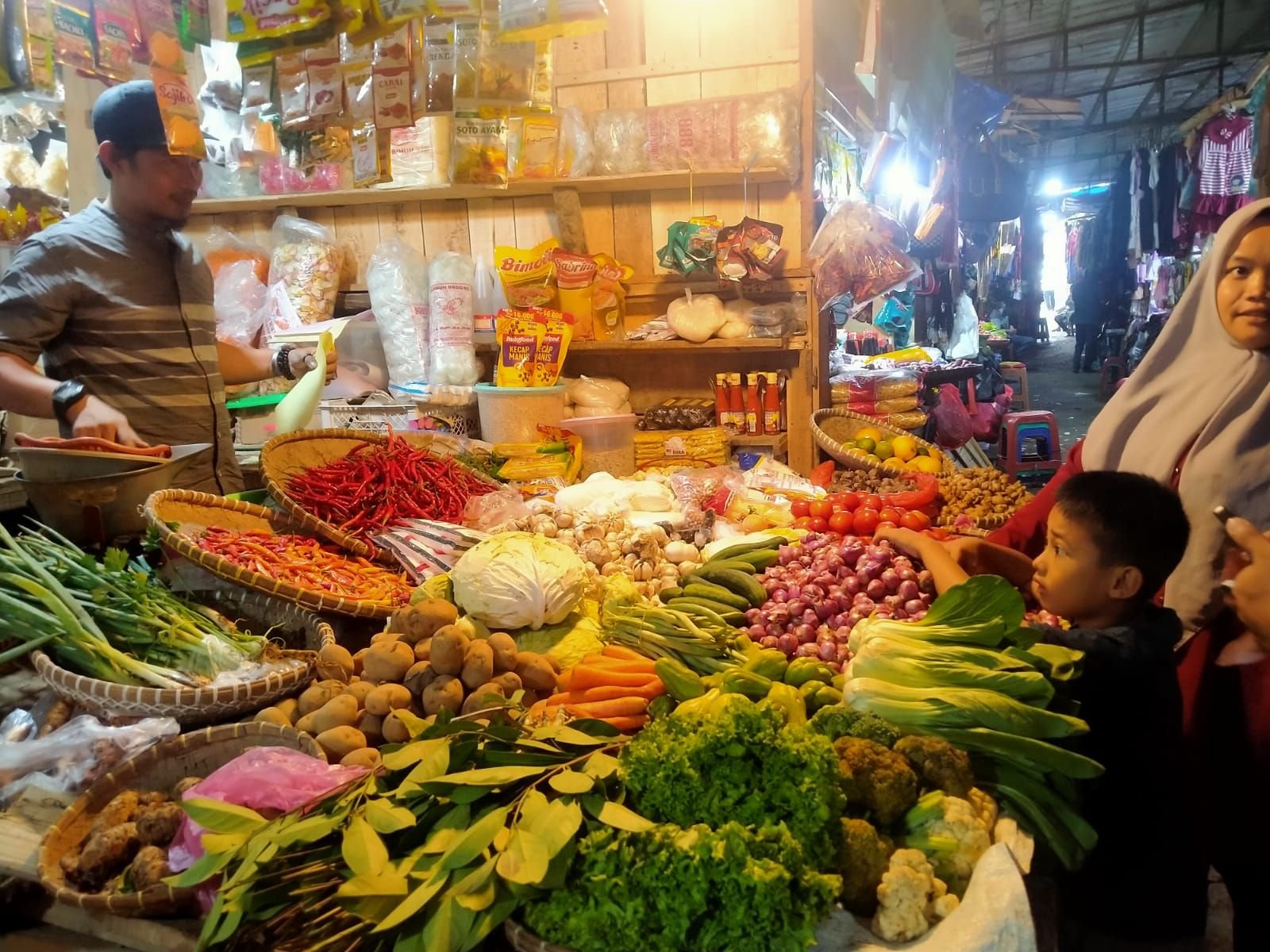 Makin Pedas! Harga Cabai Tembus Rp 100 Ribu, Merica Naik 100 Persen