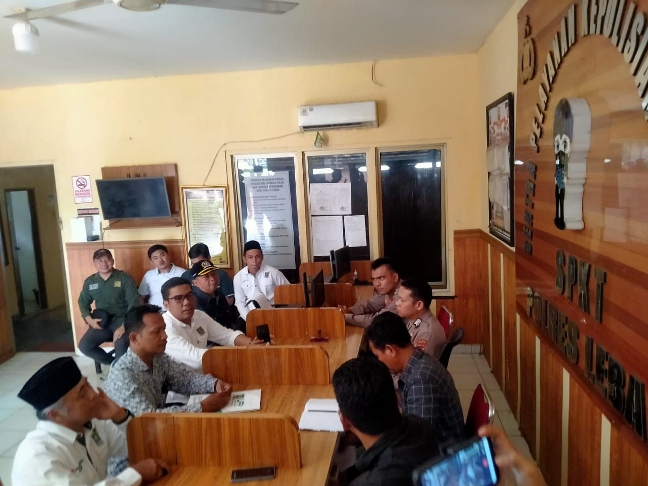 Diduga Sebar Berita Hoax dan Rugikan Partai, PKB Lebak Laporkan Lukman Edy ke Polisi 1 Diduga Sebar Berita Hoax dan Rugikan Partai, PKB Lebak Laporkan Lukman Edy ke Polisi