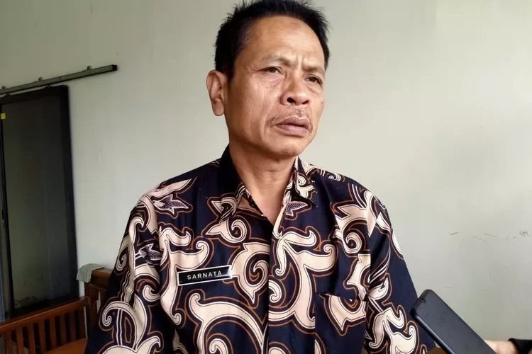Sarnata Diberhentikan Sementara, Sekretaris Disparpora Kota Serang Nuriman Wibisana Jabat Plt 1 Sarnata Diberhentikan Sementara, Sekretaris Disparpora Kota Serang Nuriman Wibisana Jabat Plt