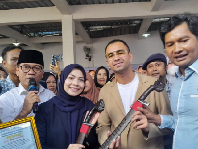 Raffi Ahmad Turun Gunung Kawal Kemenangan Zakiyah-Najib di Pilkada Kabupaten Serang 9 Raffi Ahmad Turun Gunung Kawal Kemenangan Zakiyah-Najib di Pilkada Kabupaten Serang