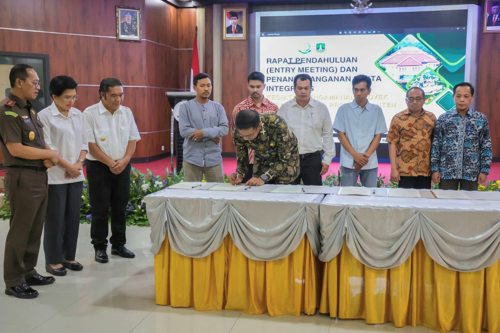 Kejati Banten Pelototi 107 Proyek, Nilainya Nyaris Tembus Rp1 Triliun 2 Kejati Banten Pelototi 107 Proyek, Nilainya Nyaris Tembus Rp1 Triliun