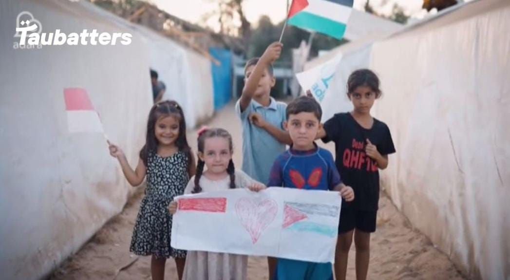 Menyentuh Hati! Anak-Anak Palestina Buat Video Ucapan Selamat Hari Kemerdekaan Indonesia 4 Menyentuh Hati! Anak-Anak Palestina Buat Video Ucapan Selamat Hari Kemerdekaan Indonesia