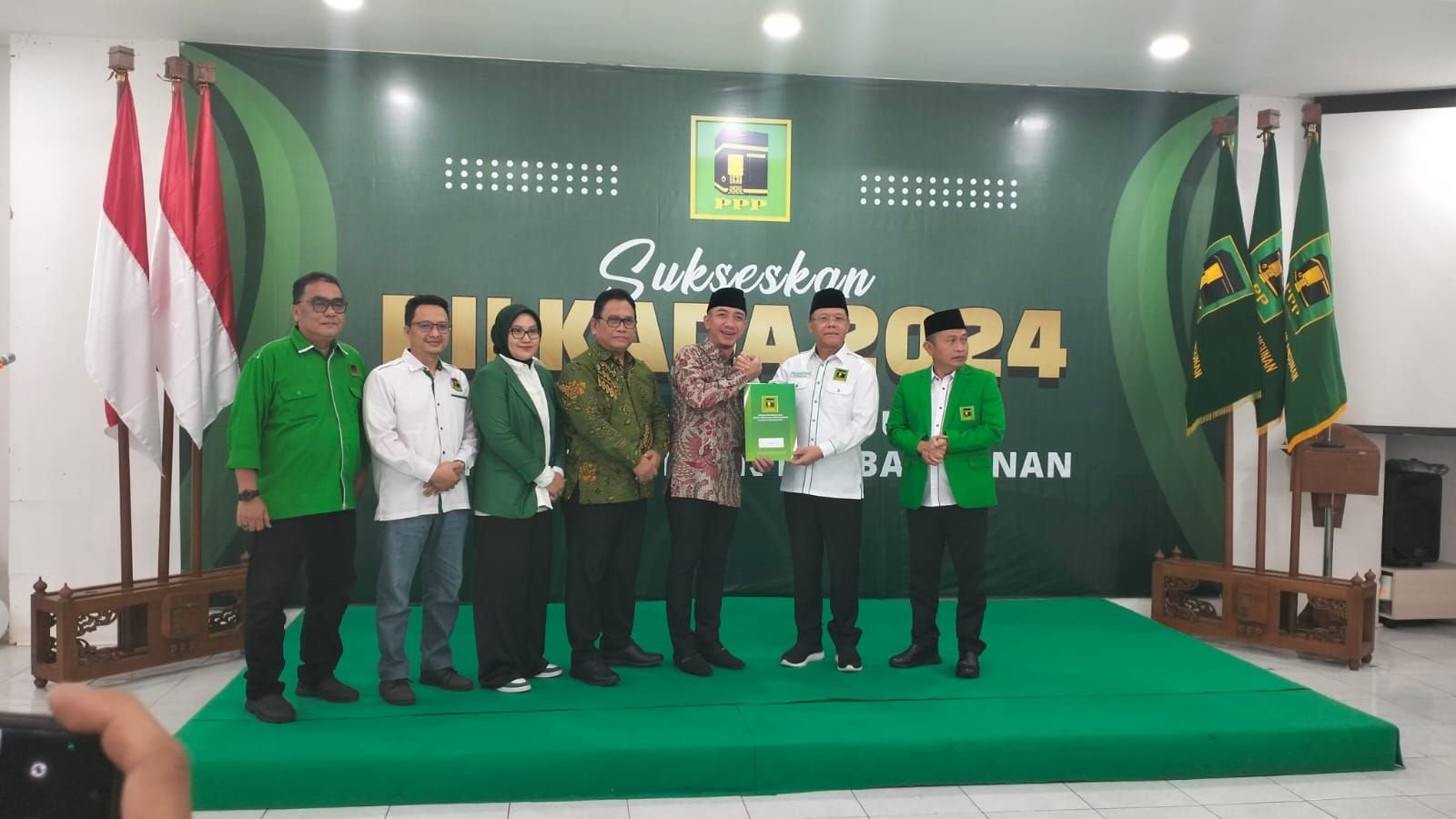 Amunisi Hasbi-Amir Hamzah di Pilkada Lebak 2024 Bertambah, PPP Akui Kredibilitas Sang Bakal Paslon 6 Amunisi Hasbi-Amir Hamzah di Pilkada Lebak 2024 Bertambah, PPP Akui Kredibilitas Sang Bakal Paslon