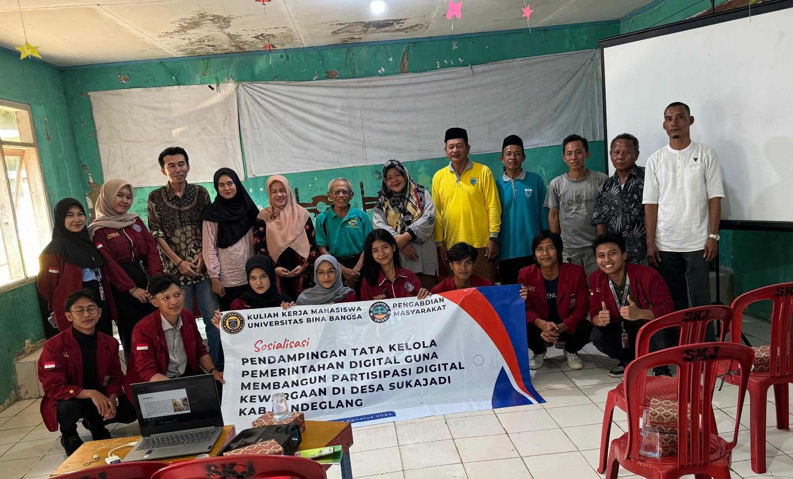 Kelompok 63 KKM Uniba Sosialisasi Pengelolaan Pemerintah Secara Digital 4 Kelompok 63 KKM Uniba Sosialisasi Pengelolaan Pemerintah Secara Digital