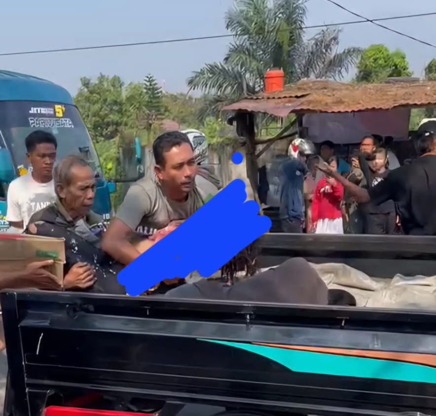 Suami Nyalip Dari Kiri, IRT Tewas Terlindas Bus Parawisata di Jalan Raya Serang-Banten Lama