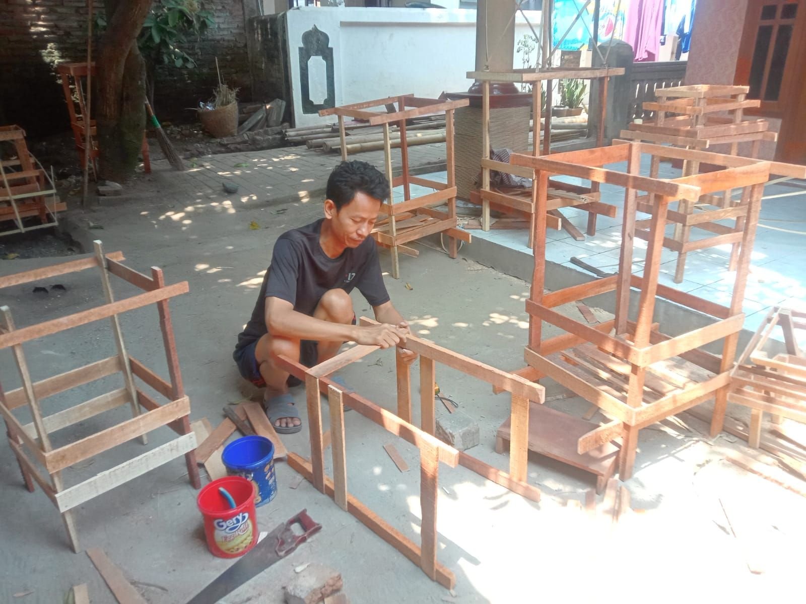 Masuk Bulan Rabiul Awal, Perajin Panjang Mulud Mulai Bermunculan