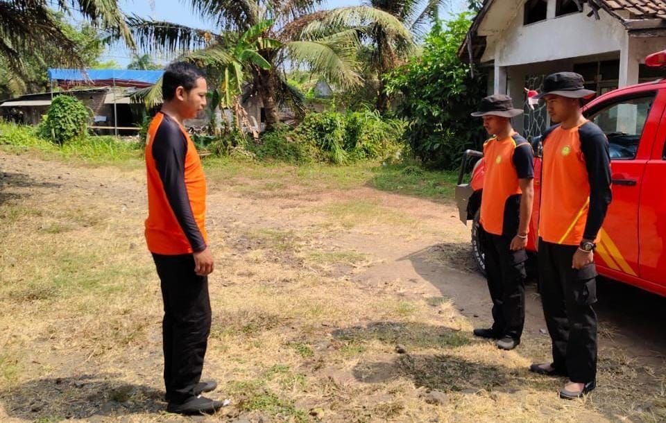 Sedang Asyik Mencari Kerang, Nelayan Hilang Terseret Ombak di Pantai Goa Langir Lebak 4 Sedang Asyik Mencari Kerang, Nelayan Hilang Terseret Ombak di Pantai Goa Langir Lebak