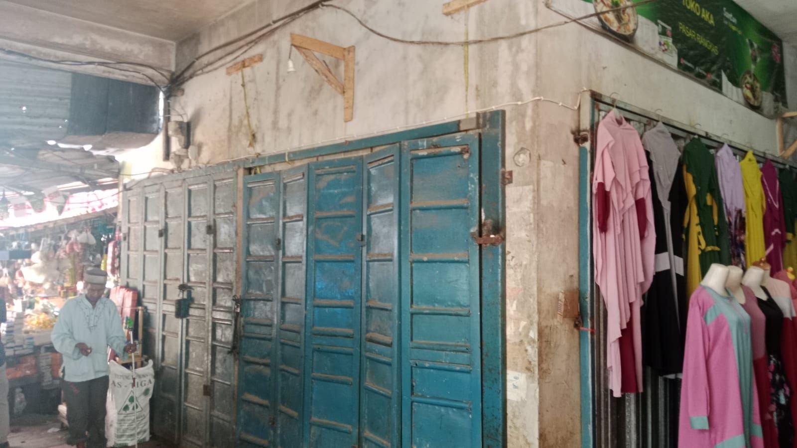 Imbas Daya Beli dan Jual Rendah, Puluhan Pedagang di Lebak Pilih Gulung Tikar 8 Imbas Daya Beli dan Jual Rendah, Puluhan Pedagang di Lebak Pilih Gulung Tikar