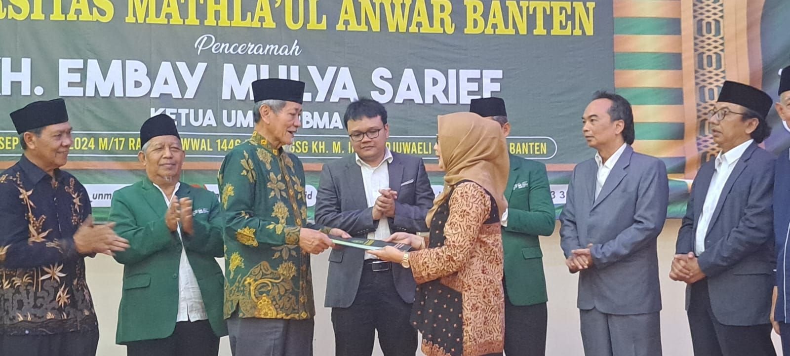 Meriah dan Penuh Makna, UNMA Banten Rayakan Maulid Nabi untuk Memperkuat Silaturahmi 9 Meriah dan Penuh Makna, UNMA Banten Rayakan Maulid Nabi untuk Memperkuat Silaturahmi