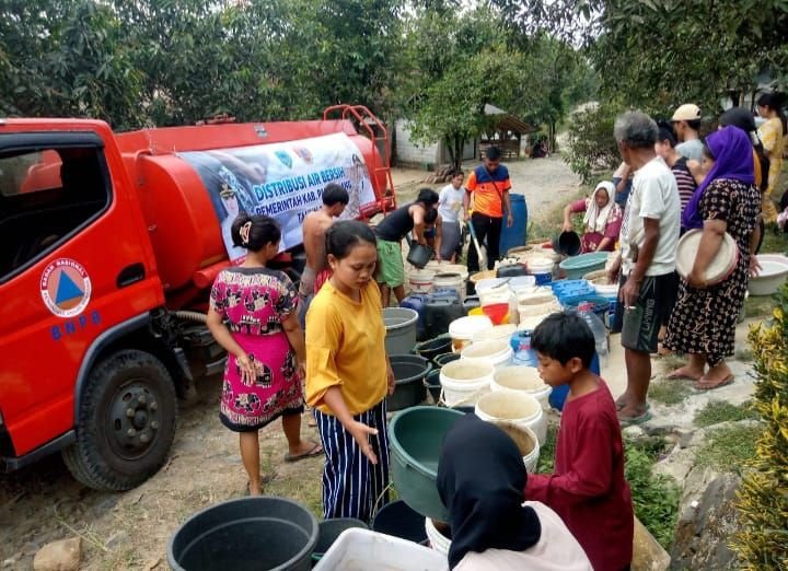 Pemkab Pandeglang Tetapkan Status Siaga Darurat Bencana Kekeringan 6 Pemkab Pandeglang Tetapkan Status Siaga Darurat Bencana Kekeringan