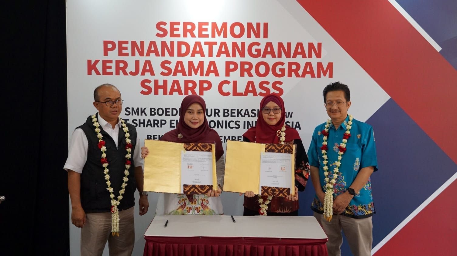 Tekan Pengangguran, Sharp Class Hadir Tingkatkan Skill Siswa SMK