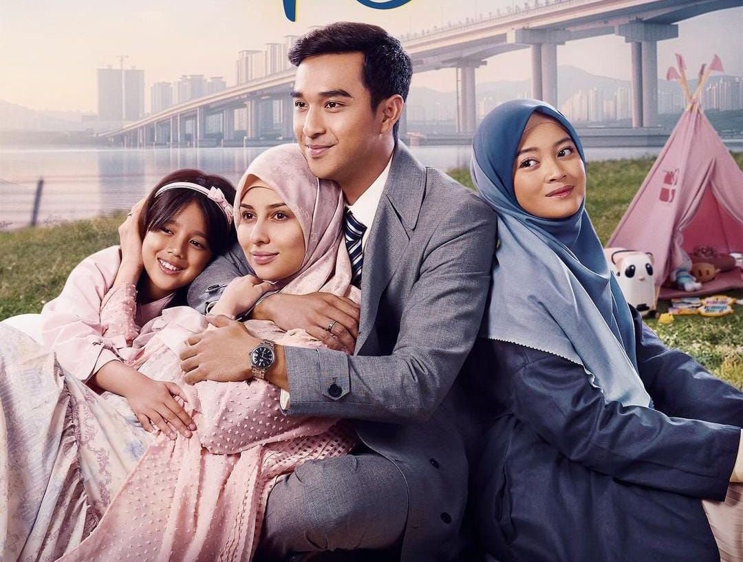 Nonton Duluan Film Laut Tengah Hari Ini di Bioskop Jakarta, Segini Harga Tiketnya! 2 Nonton Duluan Film Laut Tengah Hari Ini di Bioskop Jakarta, Segini Harga Tiketnya!