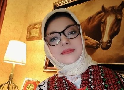 Mengenang Kisah Marissa Haque yang Telah Berpulang, Artis Tenar Era 80an hingga Terjun di Dunia Politik 1 Mengenang Kisah Marissa Haque yang Telah Berpulang, Artis Tenar Era 80an hingga Terjun di Dunia Politik