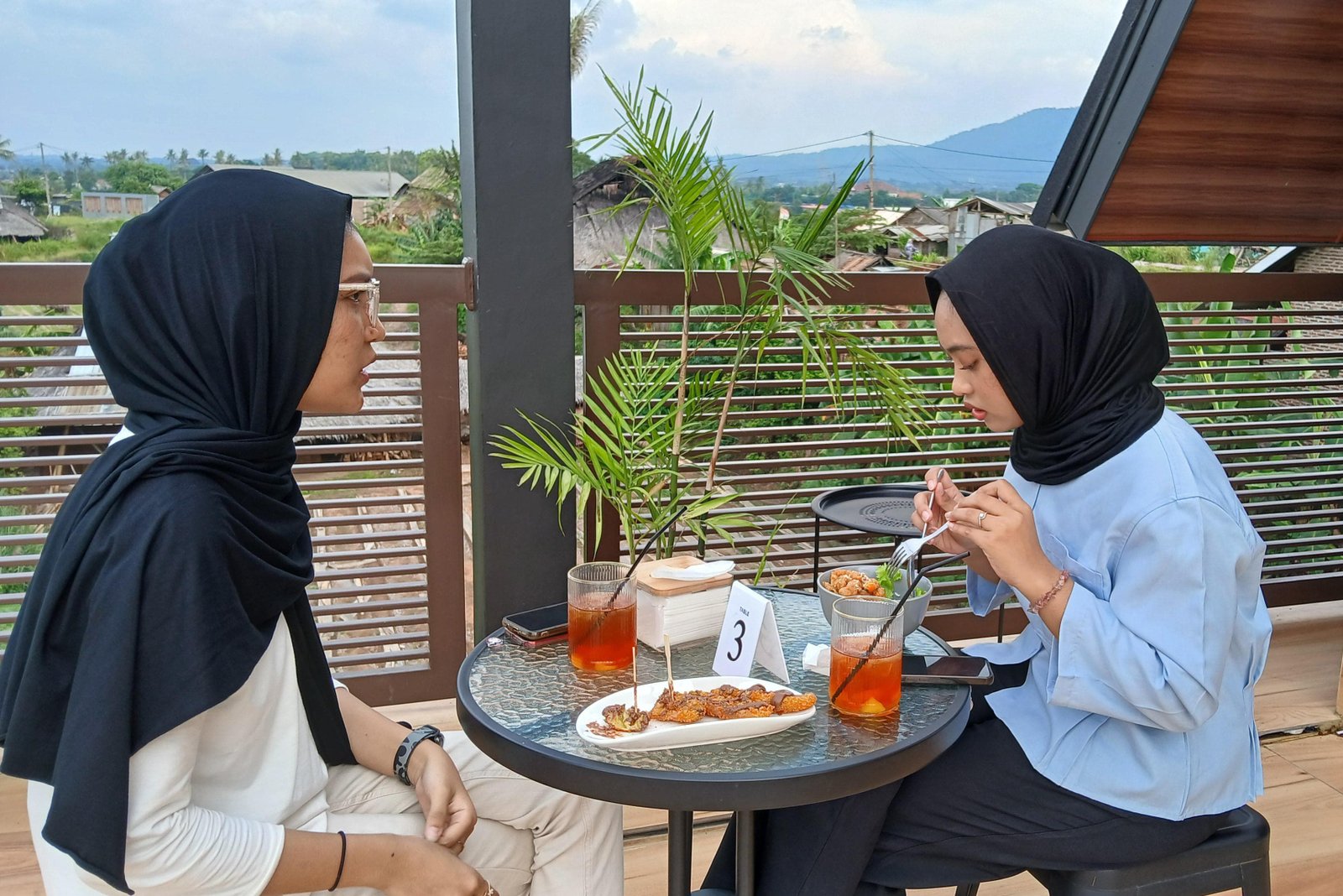 Buat yang Lengah Sedikit Langsung Ngopi, 6 Café di Kota Cilegon Ini Cocok untuk Asoy Malam Minggu 9 Buat yang Lengah Sedikit Langsung Ngopi, 6 Café di Kota Cilegon Ini Cocok untuk Asoy Malam Minggu