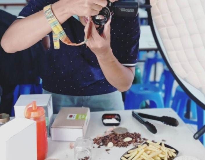 Bikin Usaha Naik Kelas, Foto Produk Serang Bantu UMKM Jual Produk di Market Place Lebih Menarik 1 Bikin Usaha Naik Kelas, Foto Produk Serang Bantu UMKM Jual Produk di Market Place Lebih Menarik