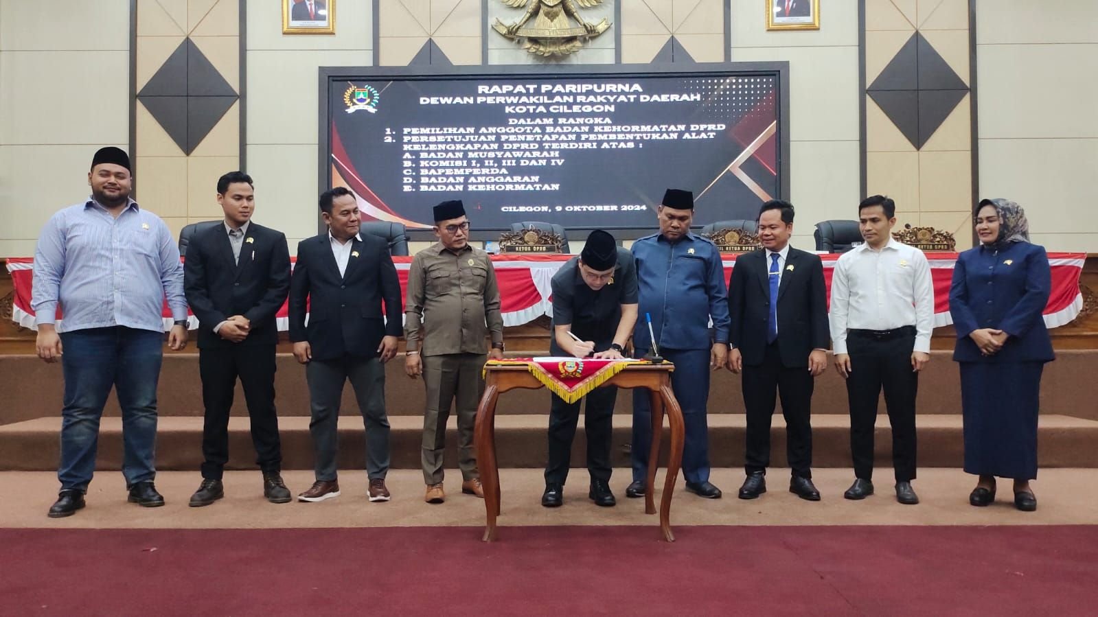 Daftar Lengkap Pimpinan dan Anggota AKD DPRD Kota Cilegon 2024-2029, Dari Nama hingga Asal Fraksi 1 Daftar Lengkap Pimpinan dan Anggota AKD DPRD Kota Cilegon 2024-2029, Dari Nama hingga Asal Fraksi