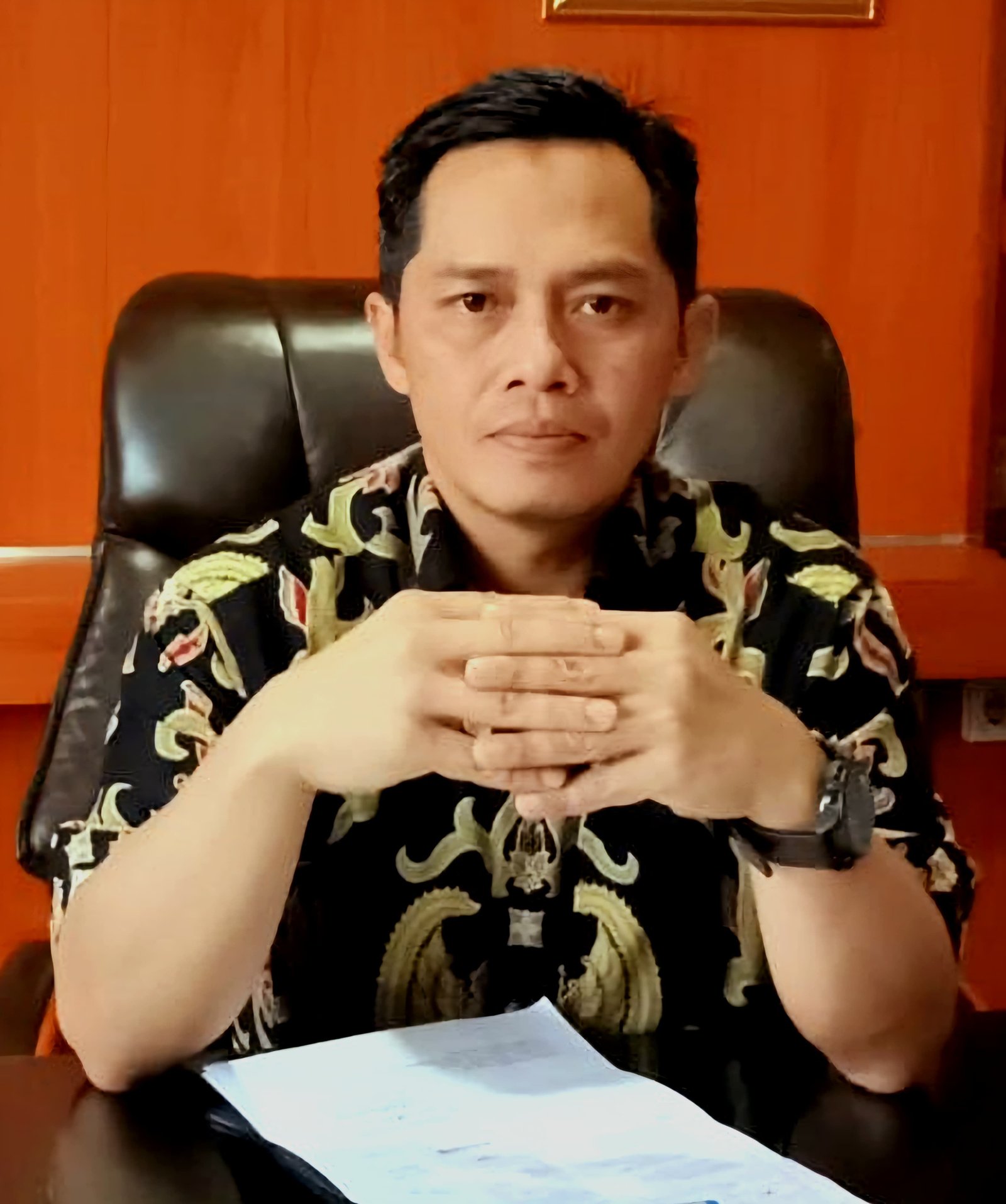 Kadis ESDM Banten Deri Dariawan Isi Waktu Luang dengan Berkebun 6 Kadis ESDM Banten Deri Dariawan Isi Waktu Luang dengan Berkebun