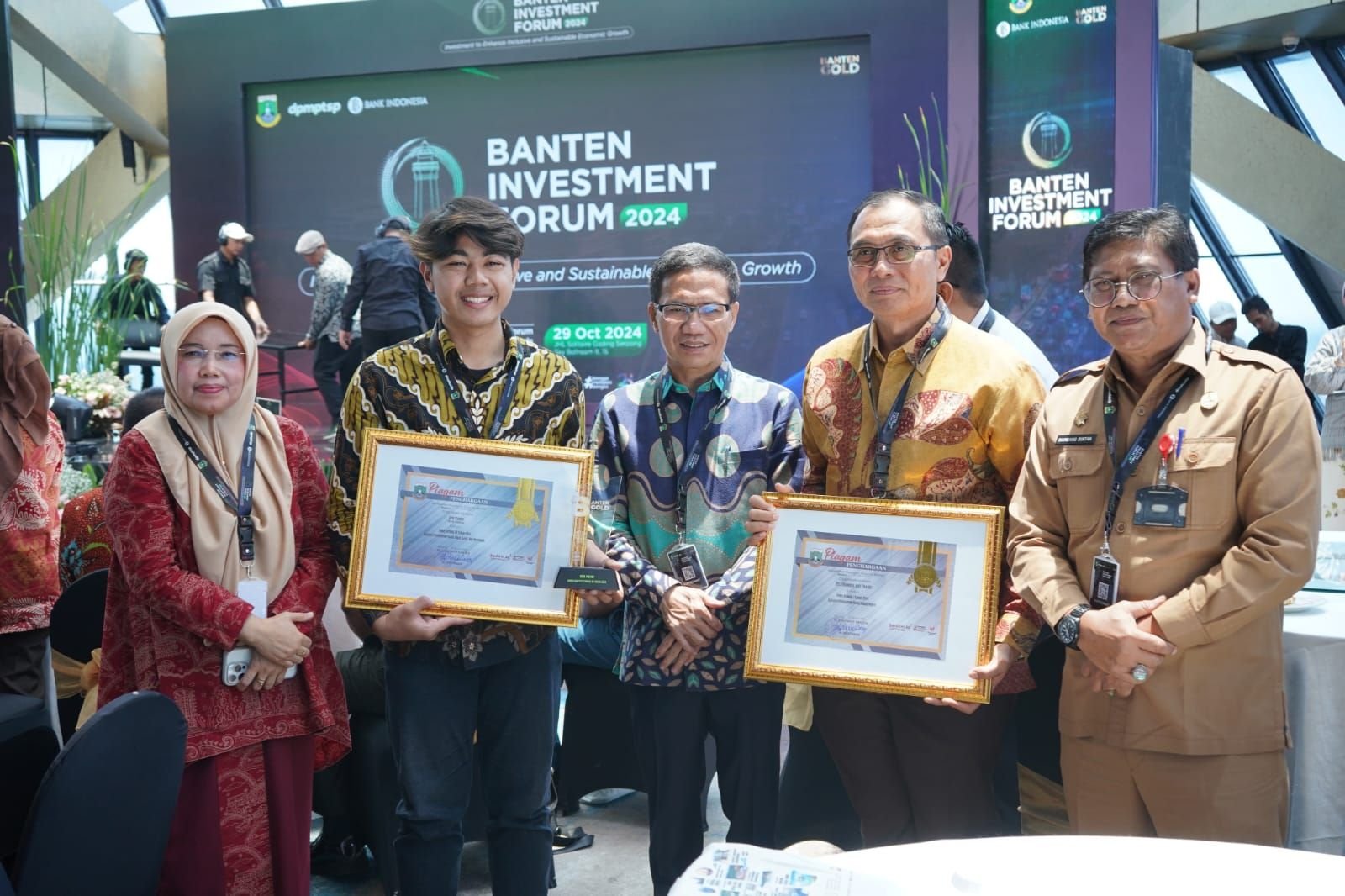 Investasi PMA Tertinggi di Banten, DPMPTSP Kota Cilegon Raih Tiga Kali Penghargaan Berturut-turut 1 Investasi PMA Tertinggi di Banten, DPMPTSP Kota Cilegon Raih Tiga Kali Penghargaan Berturut-turut