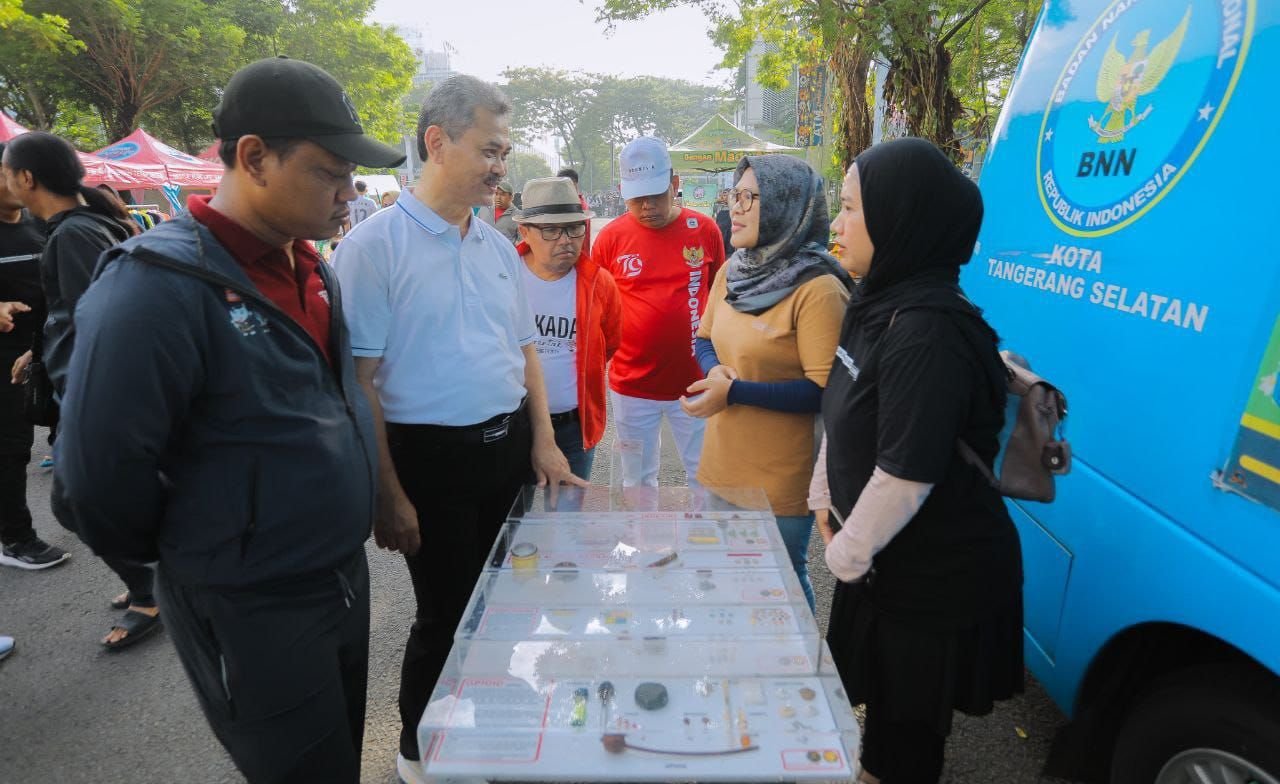 Melalui CFD, Pjs Walikota Tangsel Tabrani Ajak Warga Agar Suara di Pilkada Dinyatakan Sah 6 Melalui CFD, Pjs Walikota Tangsel Tabrani Ajak Warga Agar Suara di Pilkada Dinyatakan Sah