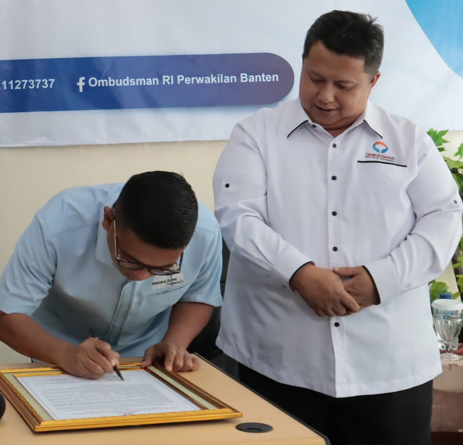 Komitmen Hindari Maladministrasi, Cagub dan Cawagub Banten Tandatangani Pakta PPBM 1 Komitmen Hindari Maladministrasi, Cagub dan Cawagub Banten Tandatangani Pakta PPBM