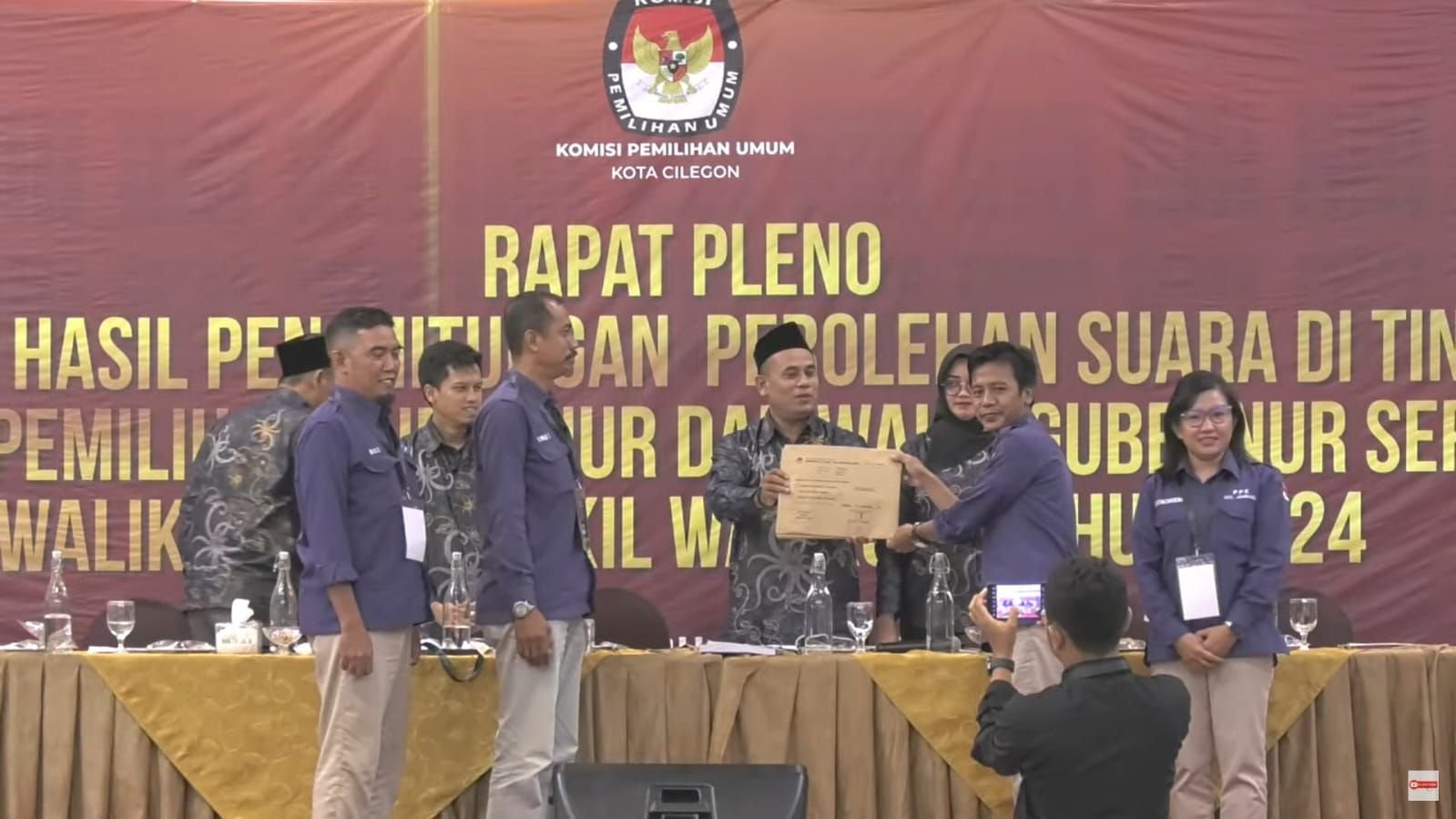 Airin dan Ade Menang Telak di Kota Cilegon, Segini Jumlah Total Suaranya 1 Airin dan Ade Menang Telak di Kota Cilegon, Segini Jumlah Total Suaranya