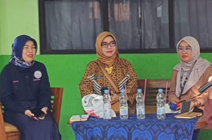 DP3AKKB dan Puspaga Banten Gelar Sosialisasi Program Pelayanan Jemput Bola 1 DP3AKKB dan Puspaga Banten Gelar Sosialisasi Program Pelayanan Jemput Bola