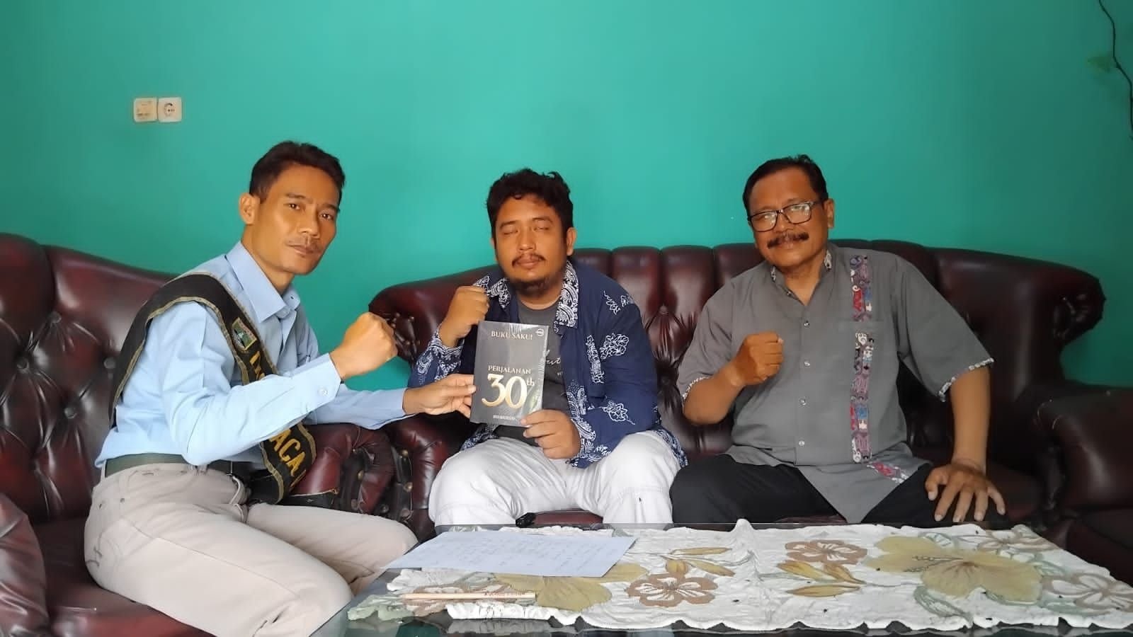 ODGJ di Waringinkurung Kabupaten Serang Bakal Dilatih Menulis Oleh Yayasan Asyifa 7 ODGJ di Waringinkurung Kabupaten Serang Bakal Dilatih Menulis Oleh Yayasan Asyifa