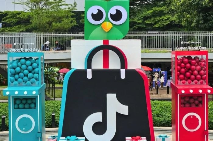 Tokopedia Guncang 12.12 Playground Siap Dimeriahkan oleh RAN, Diskoria, Sal Priadi, dan Nadhif 1 Tokopedia Guncang 12.12 Playground Siap Dimeriahkan oleh RAN, Diskoria, Sal Priadi, dan Nadhif