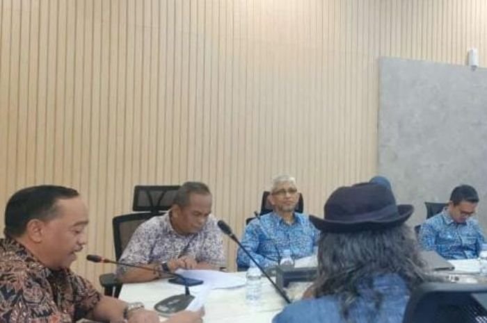 Pleno UMK dan UMSK di Kota Cilegon Alot, 2 Jam Pembahasan Tak Kelar 7 Pleno UMK dan UMSK di Kota Cilegon Alot, 2 Jam Pembahasan Tak Kelar