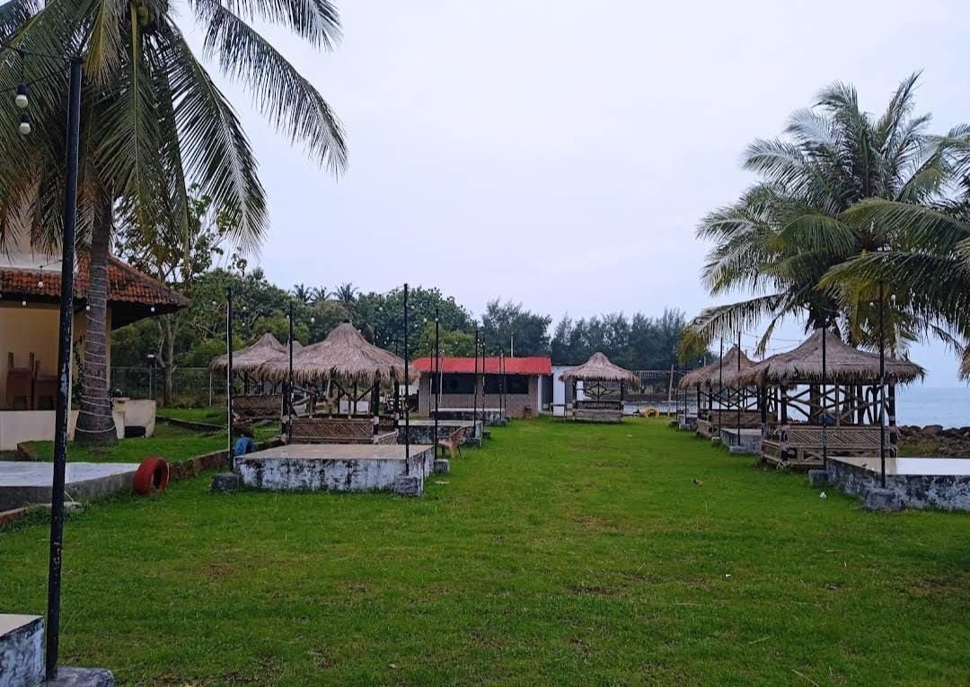 Berikut 4 Tempat Penginapan Murah di Anyer untuk Libur Nataru, Ajak Keluarga atau Teman!