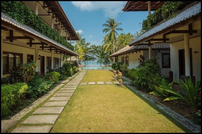 6 Hotel di Tanjung Lesung Pandeglang yang Murah tapi Berkelas, Dekat Pantai untuk Liburan Nataru 1 6 Hotel di Tanjung Lesung Pandeglang yang Murah tapi Berkelas, Dekat Pantai untuk Liburan Nataru