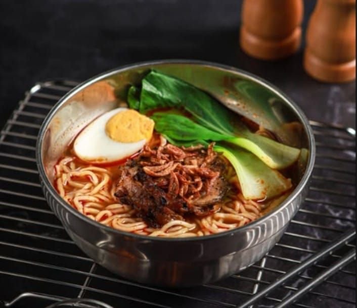 Bikin Nagih! Bakmiiieekuu Kota Serang, Bakmie Lezat dengan Kuah Homemade: Per Hari Ludes 300 Mangkok 1 Bikin Nagih! Bakmiiieekuu Kota Serang, Bakmie Lezat dengan Kuah Homemade: Per Hari Ludes 300 Mangkok