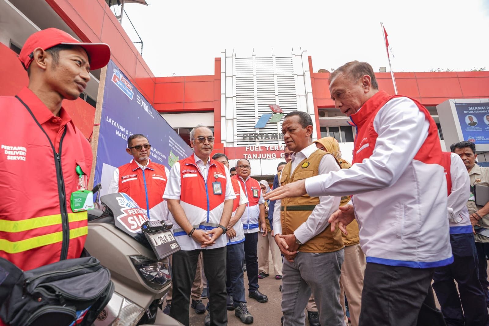 Pertamina Siapkan Layanan BBM Keliling Selama Mudik Nataru 2024, Tak Usah Risau Kehabisan Bensin 1 Pertamina Siapkan Layanan BBM Keliling Selama Mudik Nataru 2024, Tak Usah Risau Kehabisan Bensin